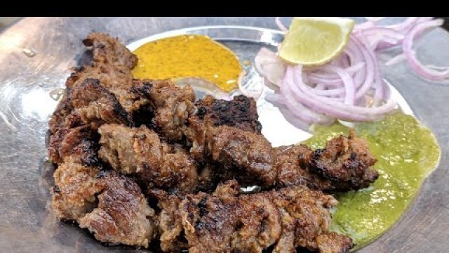 'Dilshad Laziz Kebab Shop | Kebab Shop in Zakaria Street selling kebabs at ₹30/- only'