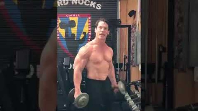 'تمارين جون سينا لتنشيط العضلات☠☣John Cena muscle strengthening exercises☠☣'