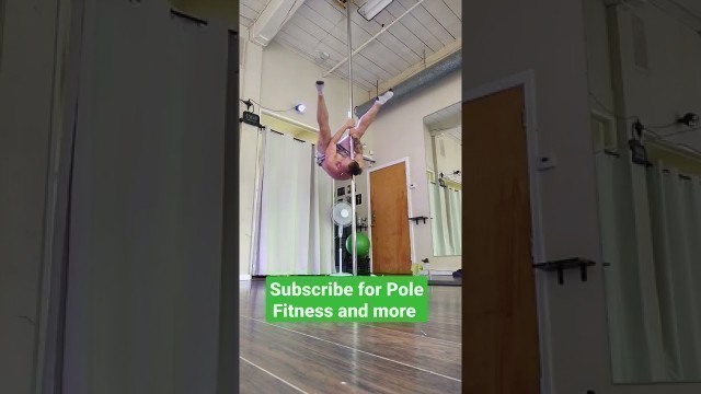 'Bent knee Shoulder Mount Pole trick : Male Pole dancer : Pole fitness conditioning'