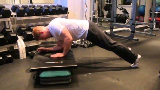 'Plank Exercise: Triceps Get-Up'