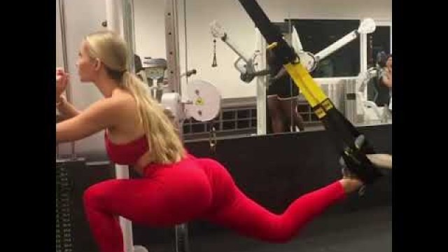 'Aumento de gluteos y de piernas. (Modelo: Amanda Elise Lee) Gym'