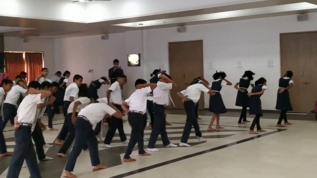 'Folk Fitness Nanhe session by 7th grade kids of Kantilal Shah School'