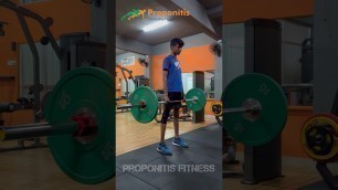 'Beginner guy practices barbell deadlift with progressive load #shorts #fitness'