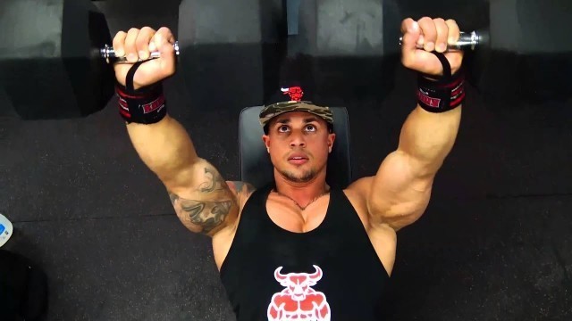 'Axel IFBB PRO, Personal Trainer in BEST GYM Orlando FL'