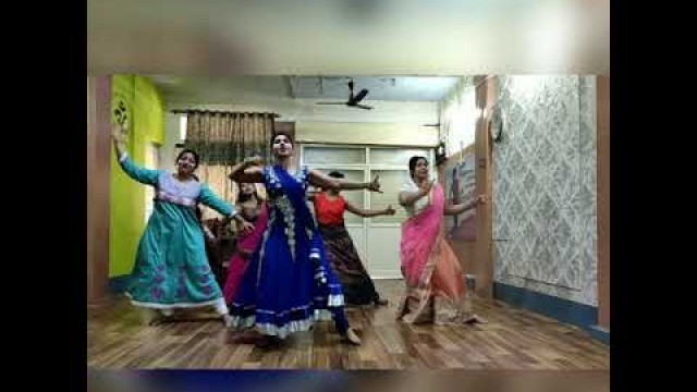 'Dance on Ghar more Pardesiya..at she fitness class'