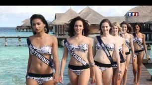 'Miss France 2011 Contestants Bikini Modeling in Water Residences at Coco Palm resort Maldives'