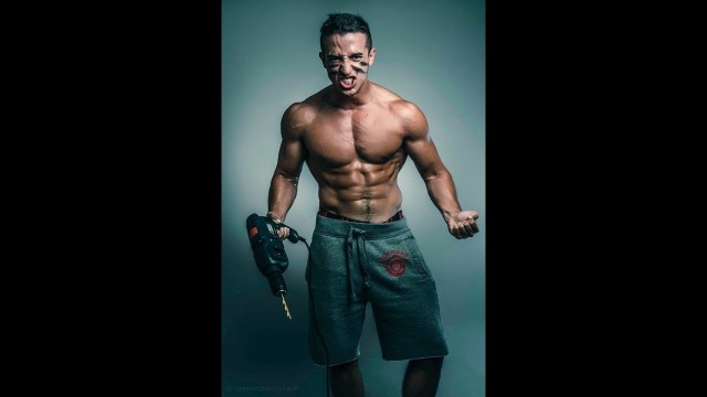 'NATURAL MONSTER FITNESS transformation (21yo) HD'