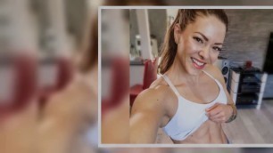 'Die Hamburger Fitness-Influencerin Martina May, genannt Artie, (38) hat mit ihren Followern bei Inst'