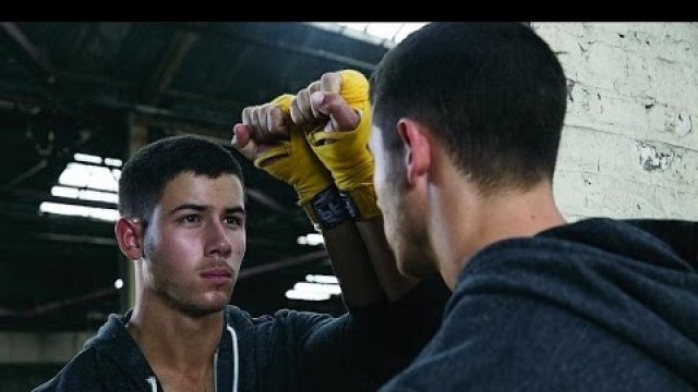 'Nick Jonas Men\'s Fitness Magazine'