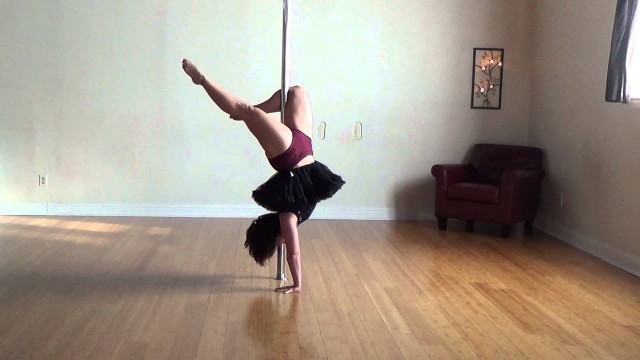 'Yoga Flirt® Pole Fitness, Angel'