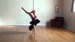 'Yoga Flirt® Pole Fitness, Angel'