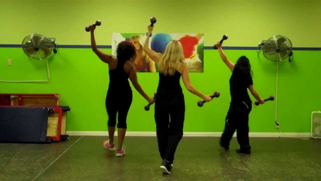 'Zumba Toning /Dance Fitness with The Fitness Angel - Cumbia Pa\' La Nena'