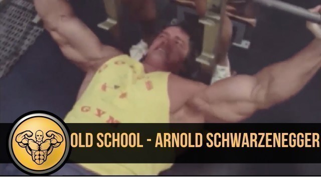 'Arnold Schwarzenegger Training Chest & Shoulders - Old School Rare Footage of Arnold Schwarzenegger'