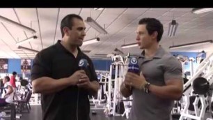 '\"Mundo Fitness\" con Alex Hernández. Entrevista Héctor Huitzil.'