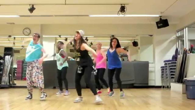 'Francesca Maria\'s Dance Fitness version of HAPPY by Pharrell'