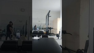 'FITNESS DI ZEUS GYM KEDIRI'