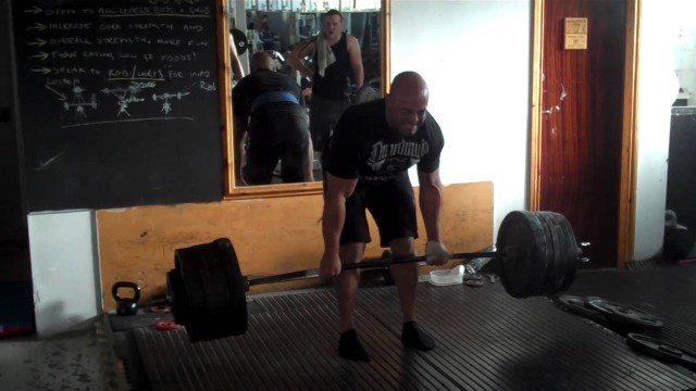 '350kg/770lbs Deadlift for 3 reps done at Zeus Gym Hastings'