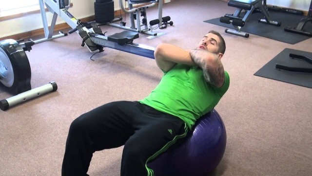 'Zeus Quick Ab Workout with Ball'