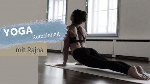 'Femme-Fitness Home-Yoga'