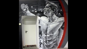 'MURAL GRAFFITI GYM ARNOLD SCHWARZENEGGER'